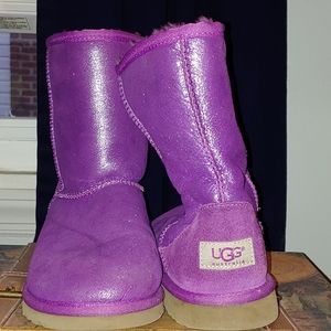 Ugg Short boot magnolia color